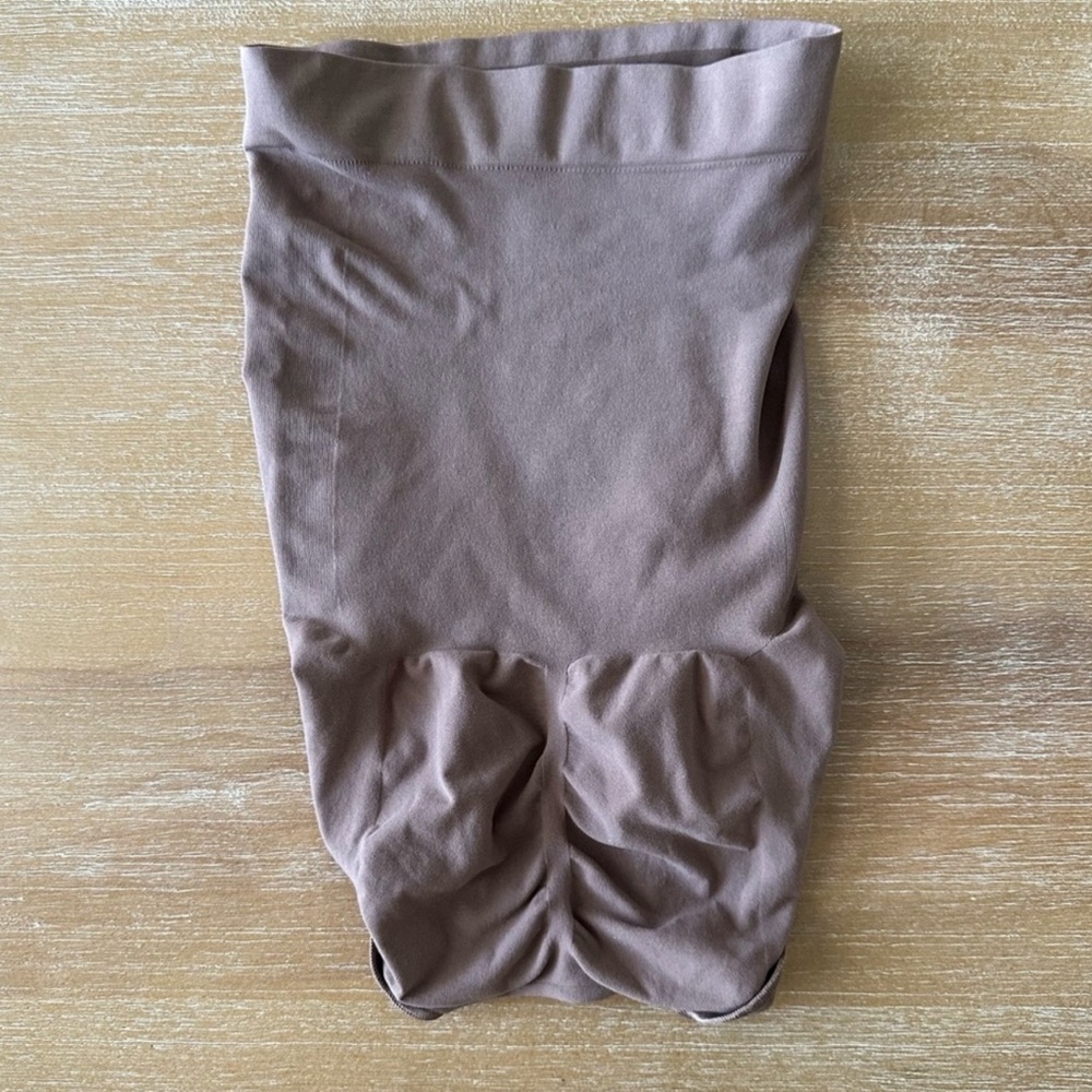 SKIMS SEAMLESS SCULPTING HIGH WAIST BRIEF IN UMBER NWOT IN 2X/3X - Picture 6 of 6